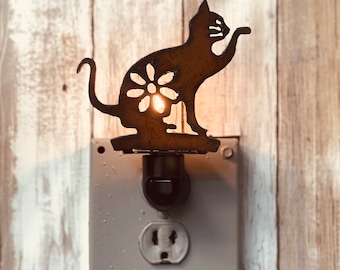 Cat GARDEN FRIEND Nightlight Made in The USA