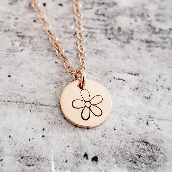 Gold Daisy Necklace - Minimalist Silver Daisy Charm Necklace - Initial Necklace with Daisy Flower - Rose Gold Dainty Daisy Necklace for Her