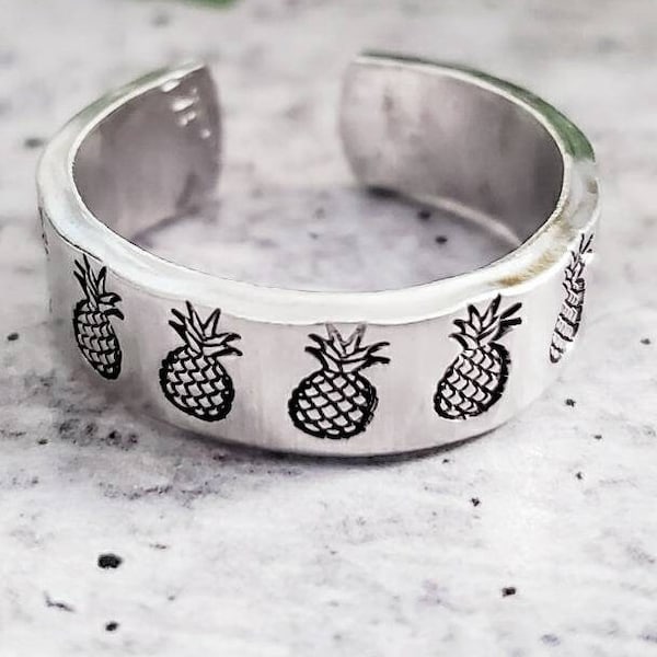 Pineapple Ring - IVF Gift -  Hand Stamped Band Ring - Plain Band Custom Ring - Personalized Ring - Midi Ring -  Christmas Present for Women