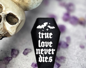 Gothic Black Velvet Coffin Ring Box: Halloween Wedding Jewelry