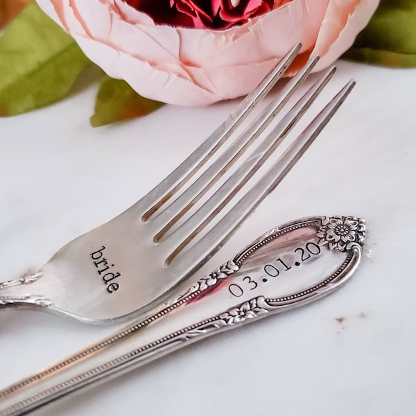 Wedding Day Forks - Personalized Silver Vintage Cutlery for Bride and Groom - Custom Engagement Gift for Couple - Wedding Date - Anniversary