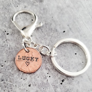 Lucky Penny Keychain - Lucky Penny Good Luck Charm - Father&#39;s Day Gift for Dad - Pocket Token for Teen Boy - Motivational Gift for Friend