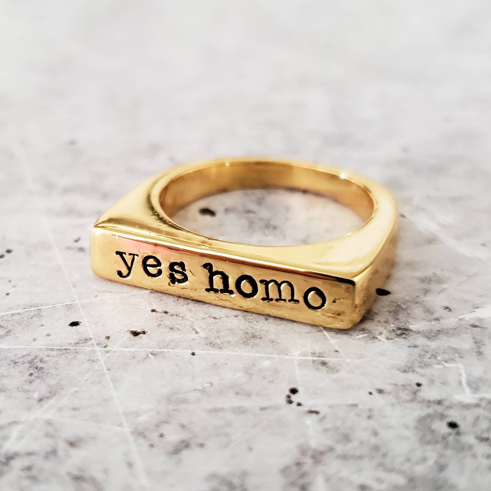 Yes Homo Pride Ring Bijoux LGBTQIA Bague plaquee or drole pour un ami gay Personnalise pour un ami non binaire Bijoux Gay Pride Etsy Canada