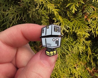 GNK Gonk Droid Pin
