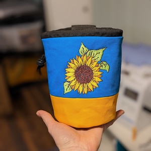 Sunflower Embroidered Rock Climbing Chalk Bag | Custom Flower Chalk Bag Gift For Climber | Unique Personalized Gift | Christmas Gift