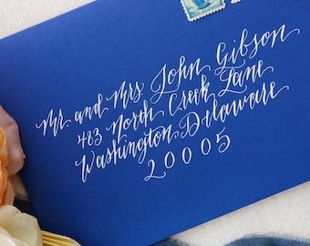 Calligraphie d'adressage d'enveloppes pour faire-part de mariage