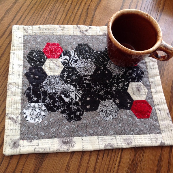 Miniature Hexagon Quilt, A Hand Quilted, Hand Pieced, English Paper Pieced Miniature Quilt, mug mat, mug rug