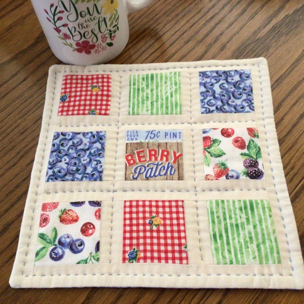 Hand Quilted Miniature, Fruit Stand Fabrics Mini Quilt, Mug Mat, Mug Rug, Candle Mat, Summer decor, Gift for Mom!