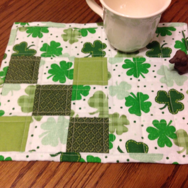 St. Patrick's Day Mug Mat, Mug Rug, Mini Quilt, Table Topper, Holiday Mat with Green Shamrocks