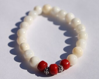 Red & White Bracelet, 6.5", Beaded, Minimalist Bracelet, Handmade