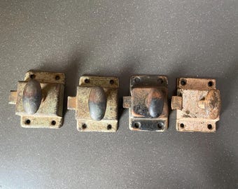 Lot of 4 Vintage Cabinet Cupboard Hoosier Latch Catch Turn Knob Spring loaded