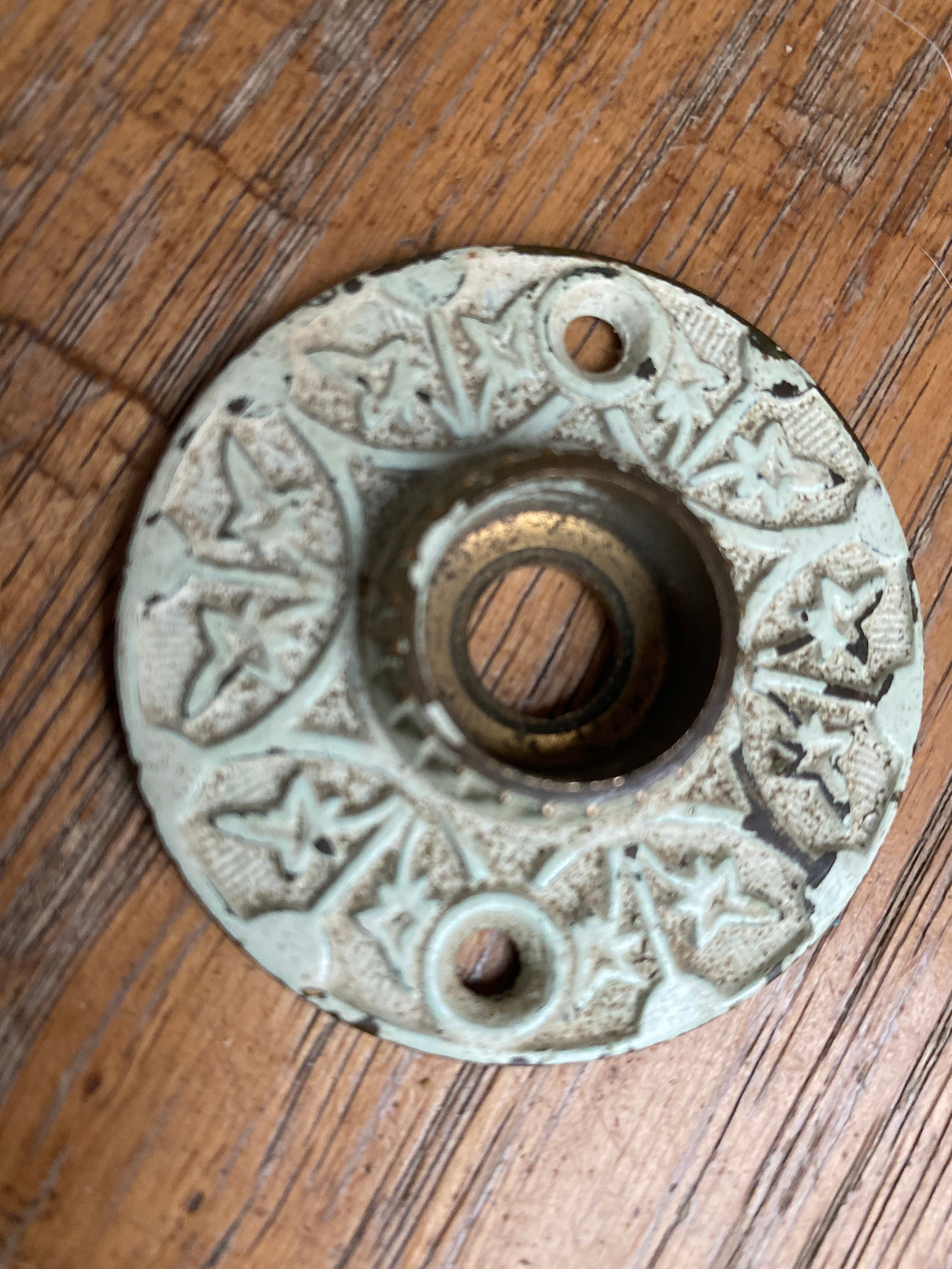 Vintage Brass Round Door Knob Escutcheon Plate Chippy Paint Salvage Etsy
