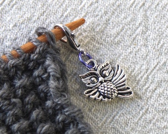 FLYING OWL Progress Keeper for knitting & crochet. Use as a progress marker or removable stitch marker directly on the yarn.