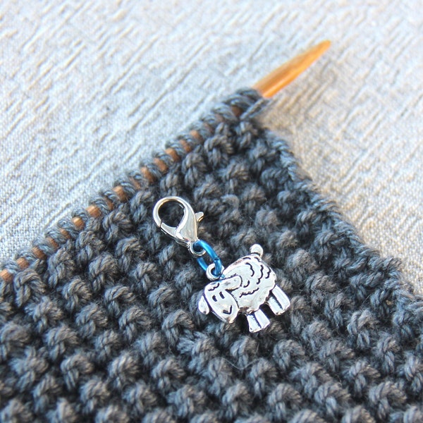 Rainbow Sheep Progress Keeper. Fits knitting needle sizes (up to 4.5mm or US7 needle). Also for crochet! Stitch markers, charms.