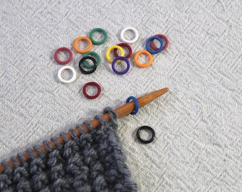 16 segnapunti morbidi - MINI MIX. Adatti a ferri da maglia fino a 4,5 mm (US 7).