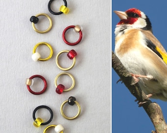 BRITISH GOLDFINCH Stitch markers for knitting, notions.  Fits up to 4.5mm (US 7) needle. Knitting supplies, knitting tools, snag free.