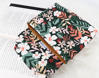 Deluxe Book Sleeve Full cover High End Custom Gift BookTok Kindle Cover Kindle Sleeve Kindle Case Book Accessory Green Spring Floral Gen Z