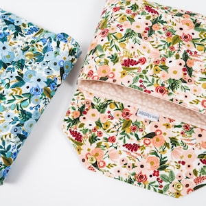 Rifle Paper Co Fabric Garden Party Roze Blauw Petite Deluxe Boekenhoes Volledige omslag High End Custom Gift BookTok Lente Bloemenontwerper afbeelding 1