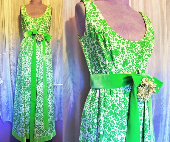 Vintage Ceil Chapman 1960s Green Quilted Flower Dr