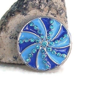 Snap charm button, regular 20 mm size, noosa style for snap jewelry brands, like ginger snaps and style dots