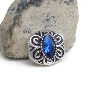 MINI 12 mm, blue rhinestone butterfly design, noosa style snap charm button for snap jewelry, like ginger snaps and magnolia and vine