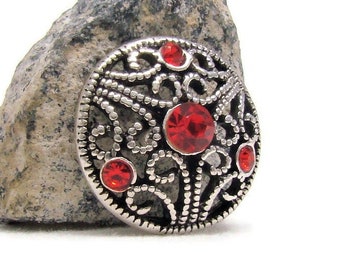 Snap charm button, in regular 18-20 mm size with red rhinestones for snap jewelry brands like ginger snaps and style dots