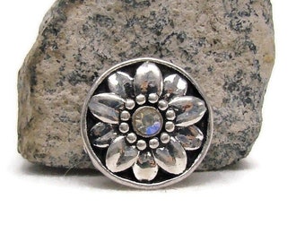 MINI snap charm button, 12 mm size, in cute flower design with rhinestone for snap jewelry brands like ginger snaps and style dots