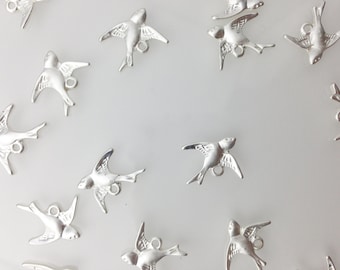 Sparrow or Swallow Single Hung Bird Charm, Silver Bird Charms, Flying Bird Charms, Charm Bracelet Charms // BBB Supplies // C-009S (B3)