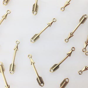 Antique Gold Plated Small Arrow Connector Charm, Arrow Connector, Arrow Bracelet Charm, Gold Arrow Charm // BBB SUPPLIES // C-016AG (B2)