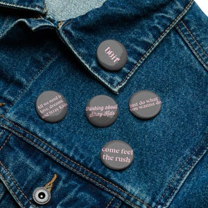 Stray Kids &#39;Do It&#39; Inspired Buttons