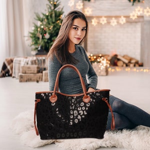 Women&#39;s Monogram Leopard Buffalo Plaid Cow Tote Bag Personalize Purse Cheetah animal print black spot Christmas Holiday best gift her 2021