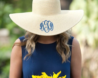 Women&#39;s Monogrammed Floppy Straw Wide Brimmed Sun Hat Beach Pool Lake Gardening Bridesmaids Gifts Wedding Party