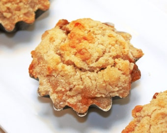 French Crumb Apple Pie - 6 pcs. of 3" Mini Pies