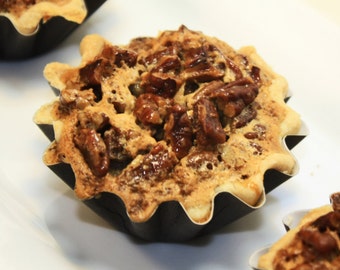 Bourbon Toasted Pecan Pie - 6 pcs. of 3" Mini Pies