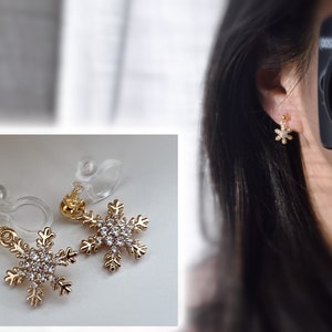 Copo de nieve grande/pequeño. Clips invisibles de latón dorado con circonitas. Joyería delicada. Regalos de Navidad Listos para regalar