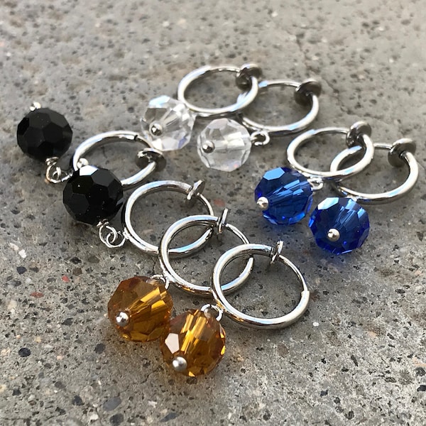 Boucles d'oreilles CLIPS pendantes, perle en verre, couleur transparent, noir, bleu, jaune. bijoux quotidien. clips confortable.