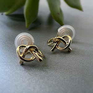 Boucles D'oreilles Clips Couleur Or – Occasion Mais En Très Bon état, Style Fantaisie – Sans Marque