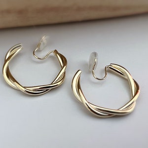 PAINLESS ! 30MM Spiral U CLIPS Earrings Gold Plated Twisted Circle. Comfortable Ear Clips Delicate Earrings