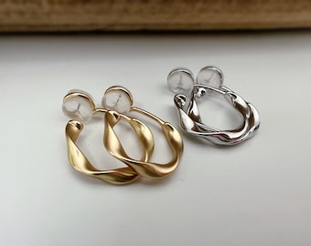 PAIN FREE! 20mm U-shaped Twisted Circle Clip-on Earrings Matte Gold / Silver / Matte Silver. Comfortable Clip-on Earrings Delicate Earrings