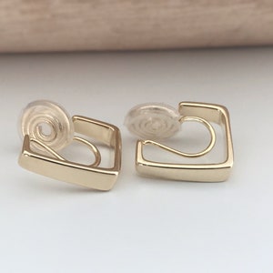 PAINLESS CLIPS U earrings spiral Rectangle gold color. Comfortable Ear Clips Delicate Earrings Gold