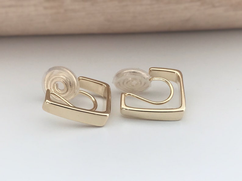 PAINLESS CLIPS U earrings spiral Rectangle gold color. Comfortable Ear Clips Delicate Earrings Gold