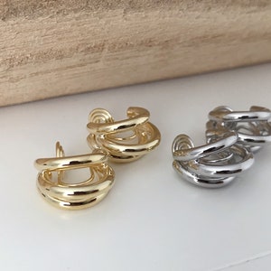 SCHMERZLOS CLIPS U Ohrringe Spirale Dreifache Kreise Gold / Silber Farbe. Bequeme Ohrclips. Zarte Ohrringe Bild 3
