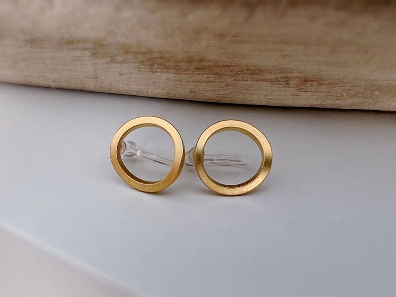 INVISIBLE Clip-on Earrings Matte Gold Color Circle, Comfortable ear clips, minimalist daily jewelry. image 6