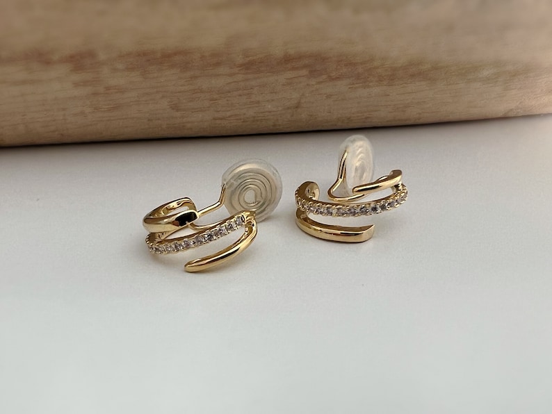 PAINLESS CLIPS U spiral earrings Triple circles zircon hoops. Comfortable Delicate 18K Gold Plated Ear Clips image 4