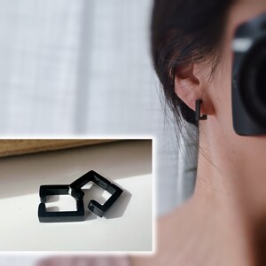 Boucles d'oreilles Rock CLIPS CLAMP carré Argent / Noir. clips d'oreilles pour Oreilles Non Percées. Bijoux quotidiens hommes femmes Noir