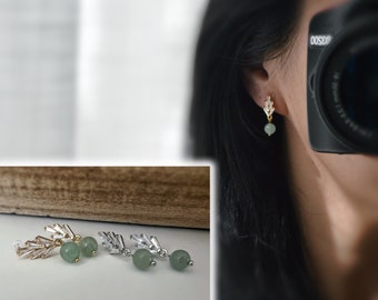 Boucles d'oreilles Clips INVISIBLES, clips d'oreilles pendants feuilles Zircon Argent/ Or avec perle verte Bijoux quotidien. Prêt à offrir.