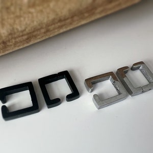 Boucles d'oreilles Rock CLIPS CLAMP carré Argent / Noir. clips d'oreilles pour Oreilles Non Percées. Bijoux quotidiens hommes femmes image 4