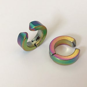 Rock-Ohrringe CLIPS CLAMP-Ringe Silber, Gold, Schwarz, Blau, Farbsinfonie, nicht durchbohrte Ohren. Täglicher Schmuck für Männer und Frauen Regenbogen