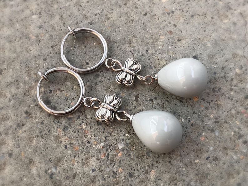 Silver Clip-on Earrings Water droplets beads black small butterfly