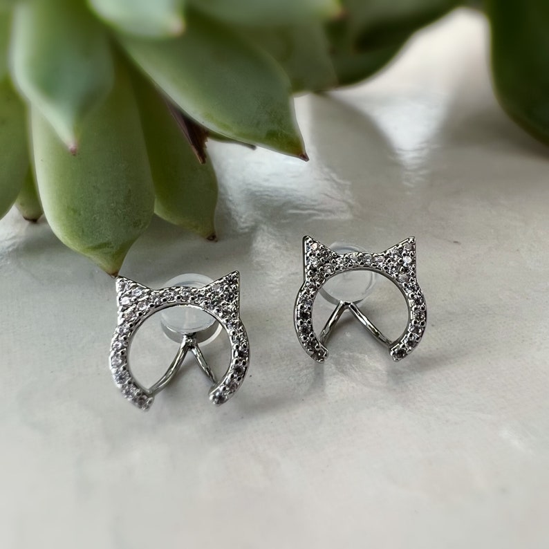 PAINLESS CLIPS U Cat zircon silver earrings. Comfortable Ear Clips Delicate Earrings image 3